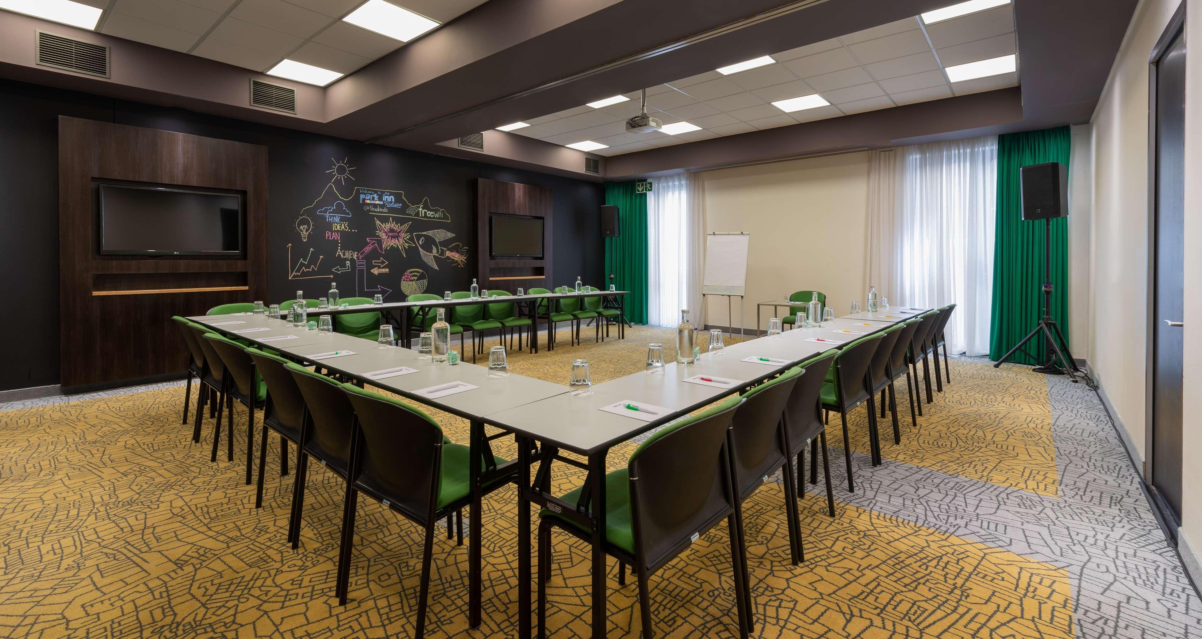 Park Inn By Radisson Cape Town Newlands Exterior photo